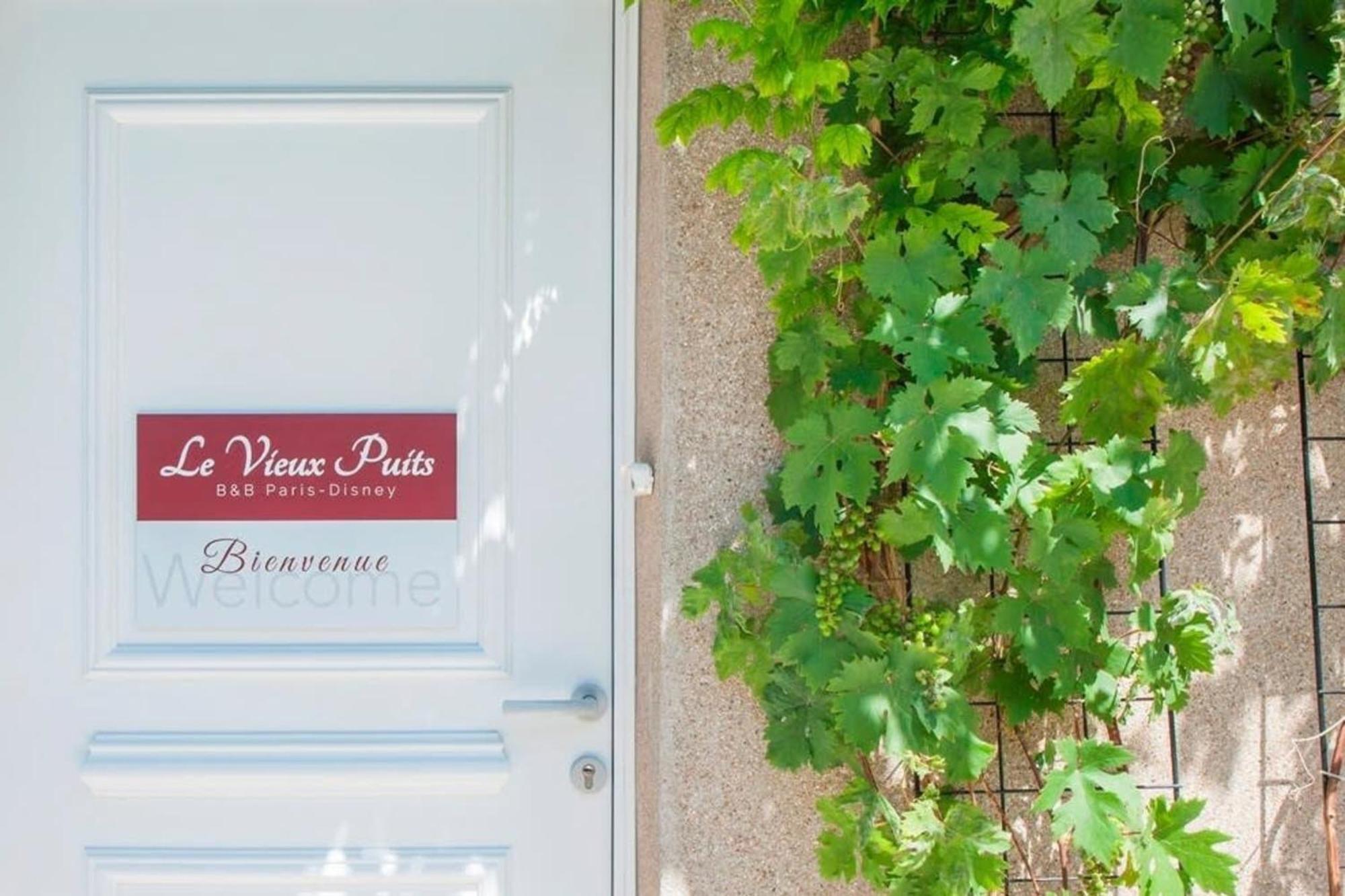 Le Vieux Puits Paris Est Paris-Disney Noisy-le-Grand Exterior foto